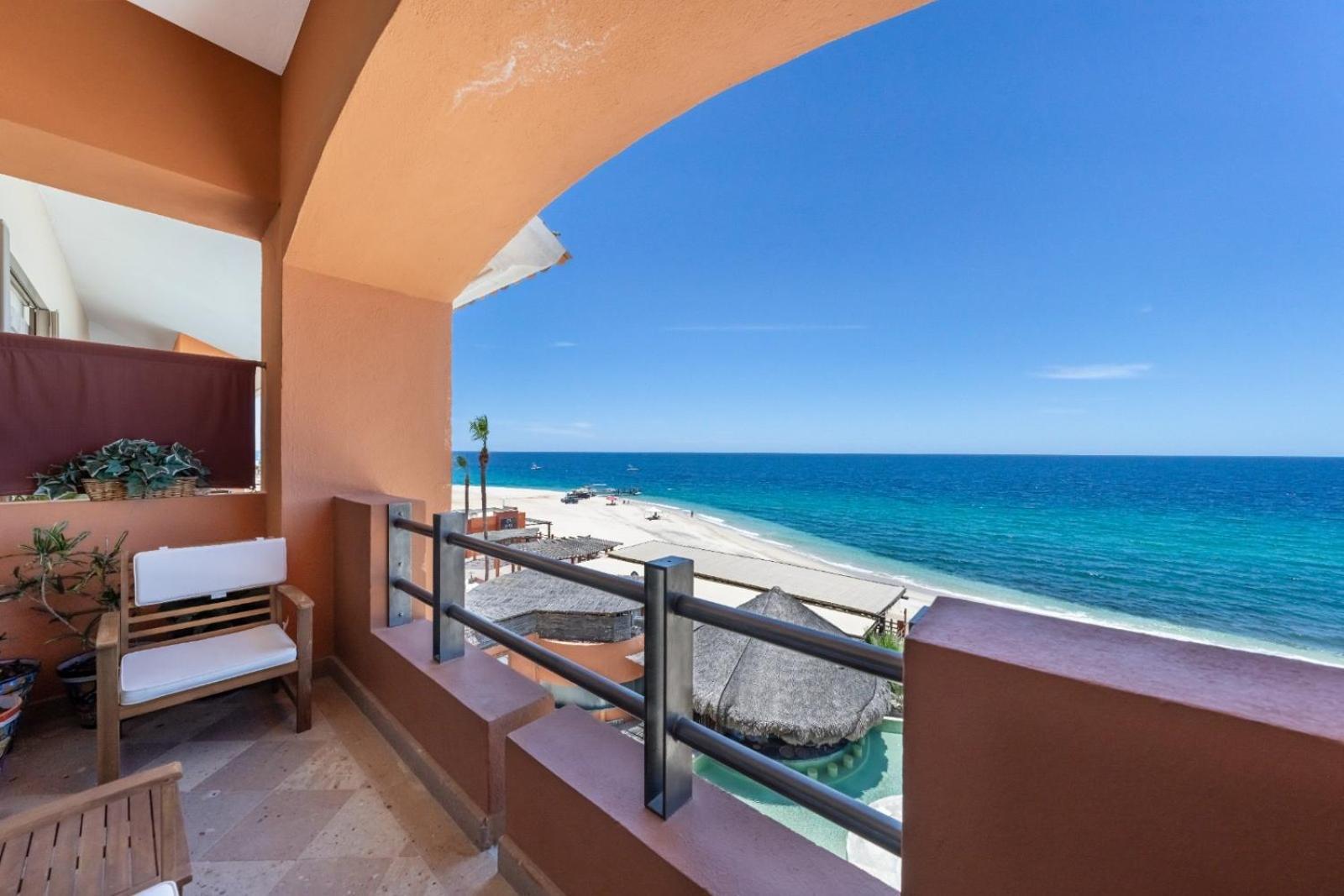 Villas De Cortez Лос-Баррилес Экстерьер фото